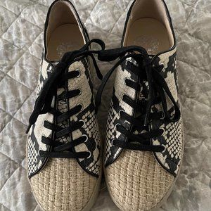 Vince Camuto Calitrie Sneakers